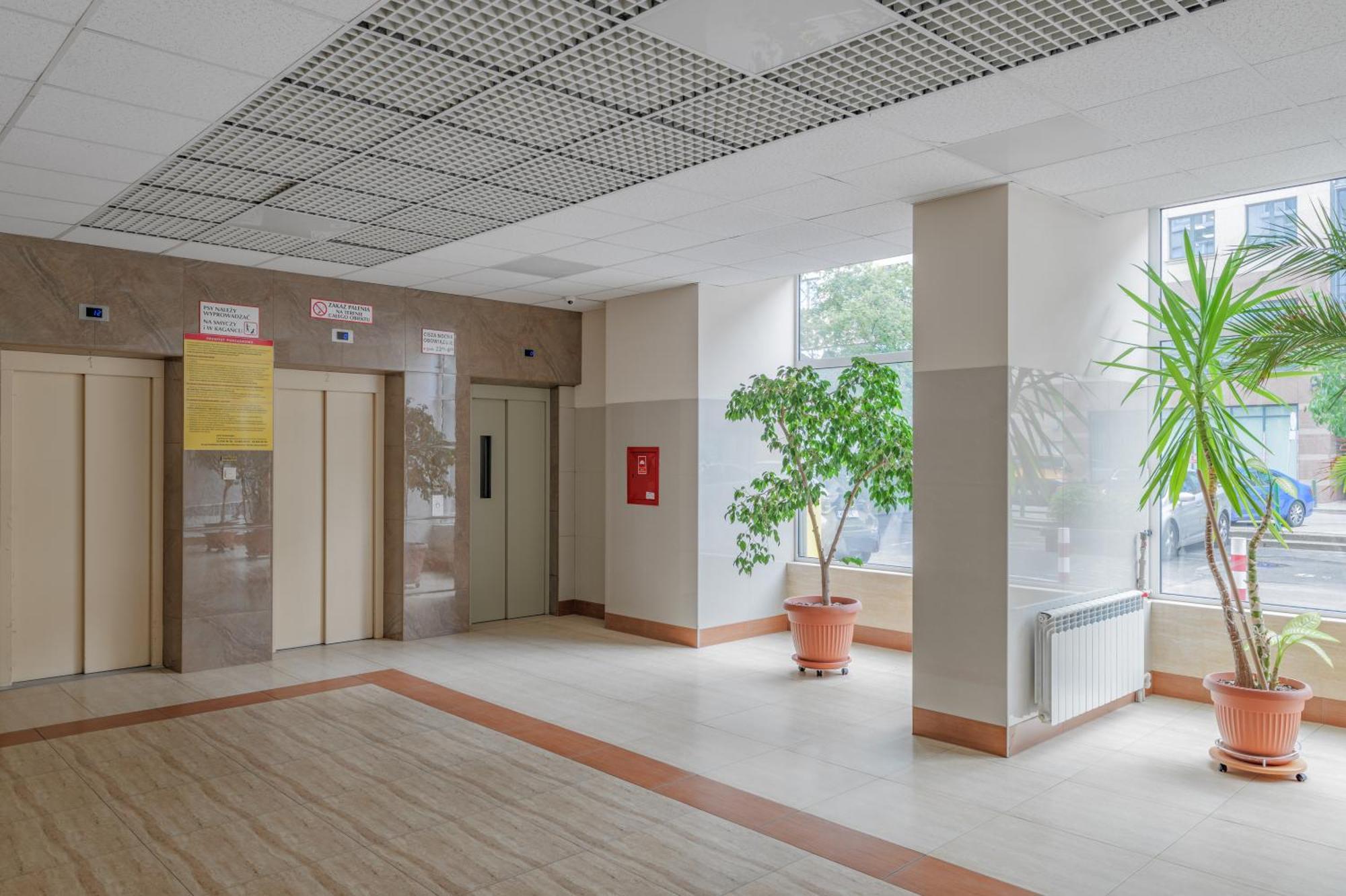 Krochmalna 2 By Nyx Butas Warsaw